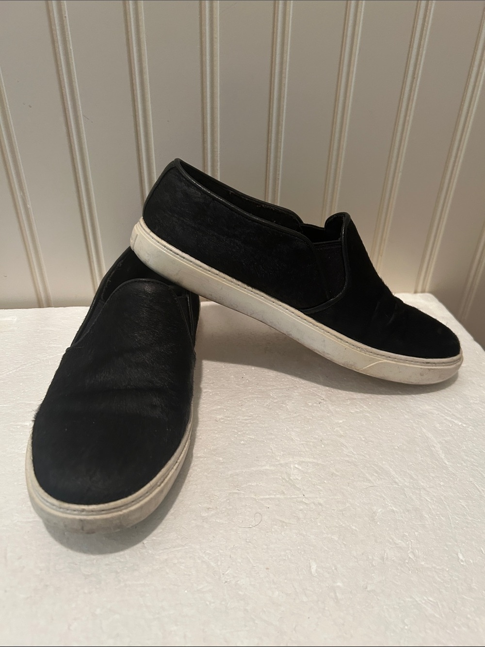 Cole Haan Black SlipOn Calf Hair SlipOn Distressed Sneaker Loafer Shoes size 7